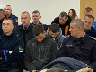 Potvrđena optužnica protiv 14 huligana koji su učestvovali u navijačkim neredima kod tuzlanskog aerodroma