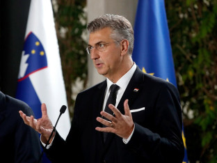 Plenković odbio Dabru: "Nema šanse da HDZ podrži zabranu komunističkih simbola"