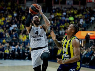Karlik promašio produžetak za Partizan kod Fenera