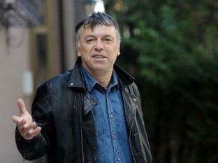 Nele Karajlić: Da je neko ubio Hitlera 1940. u Francuskoj, da li bi bio proglašen za teroristu?