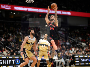 Toronto slavio u Vašingtonu, Majami bolji od Hjustona