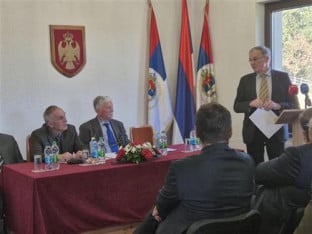 Povratak na izvorni Ustav – politički prioritet