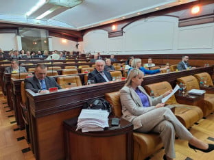 Одборници поново у клупама