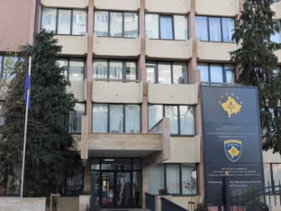 Srbima iz Suvog Grla produženo zadržavanje
