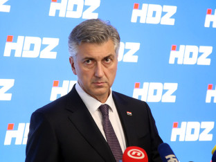 Plenković smatra da opozicija dijeli društvo