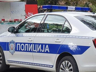 Bježao ispred zgrade, policija ga sustigla: Pronađena droga u Doboju