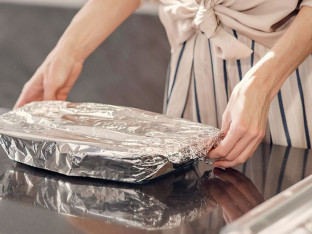 Mat ili sjajna strana aluminijumske folije – da li zaista postoji razlika?