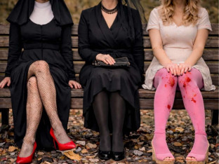 Crnohumorni klasik: Premijera predstave "Ručni rad" u banjalučkom KSET-u
