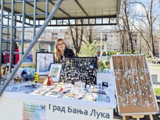 Машта и рукотворине у парку „Петар Кочић“: Од накита до кућица за птице