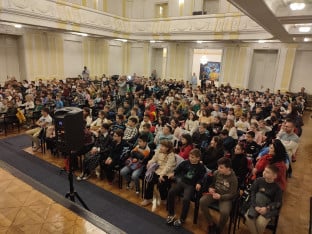 "Дизни" у извођењу Полицијског оркестра: Уживали најмлађи Бањалучани