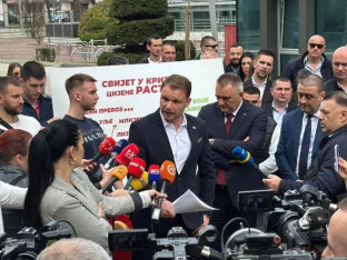 Minić iznenadio Stanivukovića: "Vidio sam da je neka larma oko kuće"