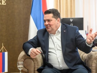 Kako je Nenad Stevandić kumovao nazivu Trga Krajine