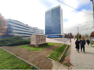 Dom naroda šalje 23.000 radnika na ulicu