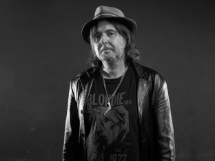 Preminuo Fil Kembel, bivši gitarista Motorheda