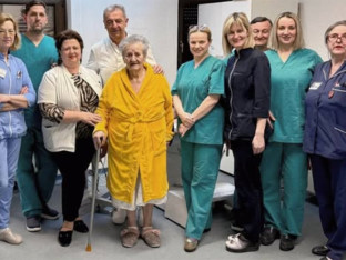 Kod pacijentkinje uklonjen tumor težak 36 kilograma (FOTO)
