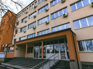 Hapšen zbog droge, pa vraćen na posao