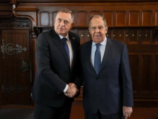 Dodik čestitao rođendan Lavrovu