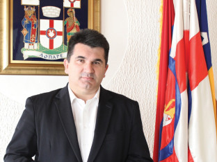 SNSD traži ostavku načelnika Lopara