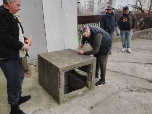 Prve slike jezive tragedije na Vračaru: Svi je tražili, tijelo danima bilo u ventilacionom otvoru