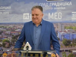 Аџић: Нови мост у Градишци слика и прилика нефункционалне БиХ
