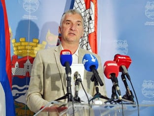 Чудић: Гдје је новац од наплате паркинга