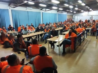Бесана ноћ радника Нове Љубије, не одустају од захтјева