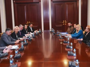 Влада Српске у сарадњи са партнерима припрема дневни центар за одрасле са сметњама