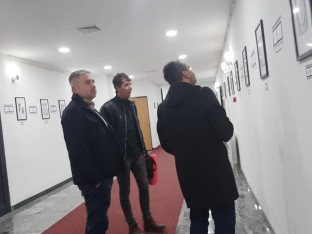 Izložba „Velikani imena malih ekrana“ živopisni portreti glumaca