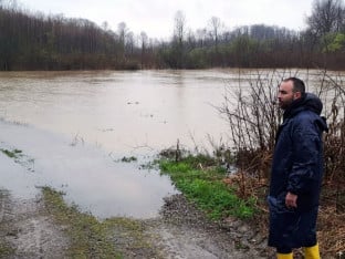 У Пелагићеву проглашена ванредна ситуација, критично у насељима Ћендићи и Кладуша