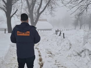 Метар снијега, наноси преко два: Проходно 98 одсто путева у бањалучким селима