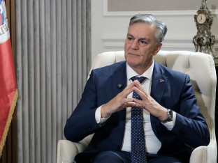 Karan: Srpska je za stolom, a ne na stolu
