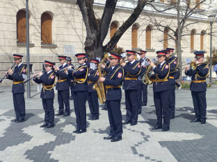 МУП Српске: Збор и дефиле у центру Бањалуке