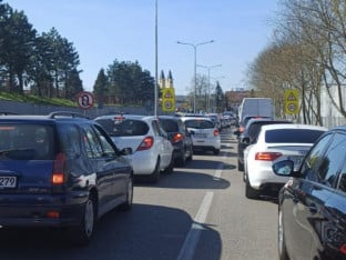 Колапс на улицама Бањалуке због доласка америчке делегације