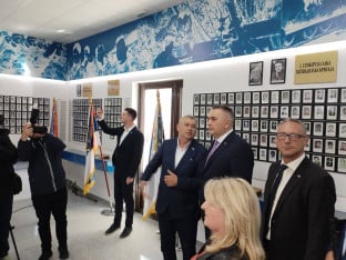 Минић: Вратићемо достојанство српском борцу