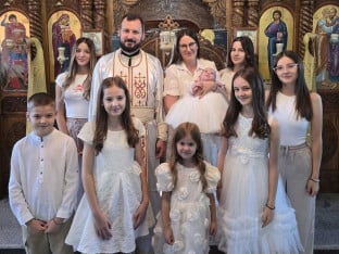 Жељан Савић са супругом и осморо малишана свједочи о снази вјере и породичне слоге