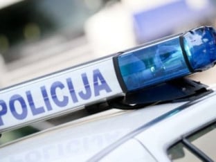 Devetnaestogodišnja djevojka poginula u saobraćajnoj nesreći