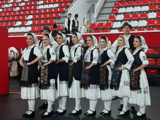 Игра, пјесма, рукотворине и домаћи производи обиљежили Сусрет српских земаља