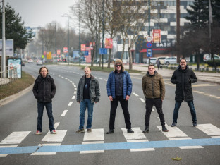 Treća najava novog albuma: „Letu štuke” predstavile singl "Stvoreni od zvijezda"