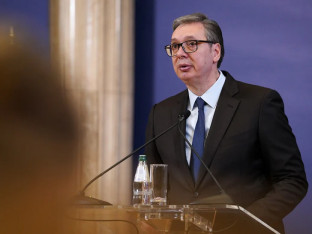 Vučić: Od Beograda se uporno traži da pitanje KiM gurne pod tepih