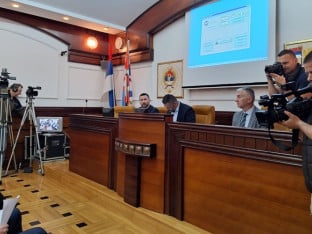 Бањалука изгласала додјелу плацева за младе брачне парове