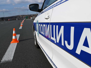 Uhapšen muškarac sa 500.000 tableta psihoaktivnih supstanci i pištoljem