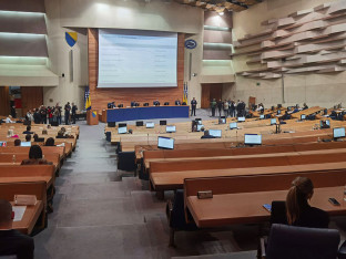 Predstavnički dom: Prijedlog zakona o VSTS-u povučen sa dnevnog reda