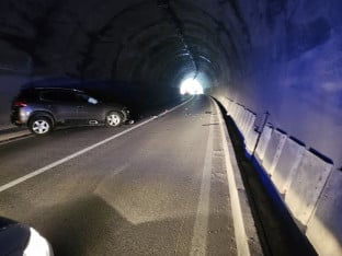 Težak udes na magistralnom putu, saobraćaj obustavljen