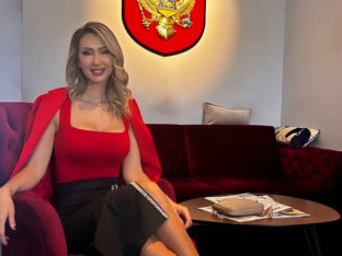 Direktorica sa Onli fensa ostaje u vladi Crne Gore?