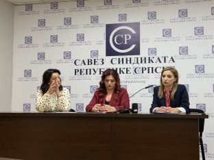 Синдикат тражи хитне измјене закона: Жене не смију остати без накнада, годишњег и регреса
