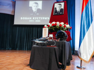 Одржана комеморација Бобану Кустурићу: Посљедњи поздрав хероју неба