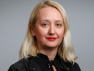 Valentina Vidaković za "Glas Srpske": Snaga ženskog bića kroz lirske niti