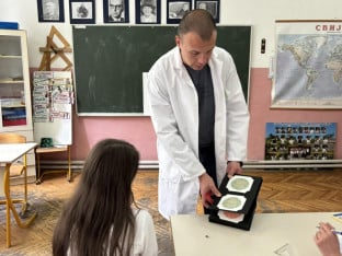 Почели превентивни прегледи ђака