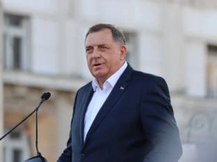 Dodik: „Padaj silo i nepravdo - Srpska je vječna!“