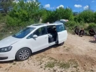 Dvoje Kineza uhapšeno zbog krijumčarenja troje sunarodnika